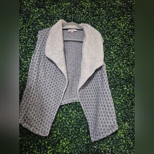 LOFT Gray and White Women's Sweater Vest